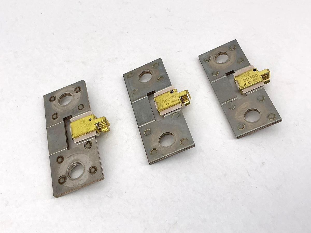 Used Lot of 3 Square D DD300 Overload Relay Thermal Unit