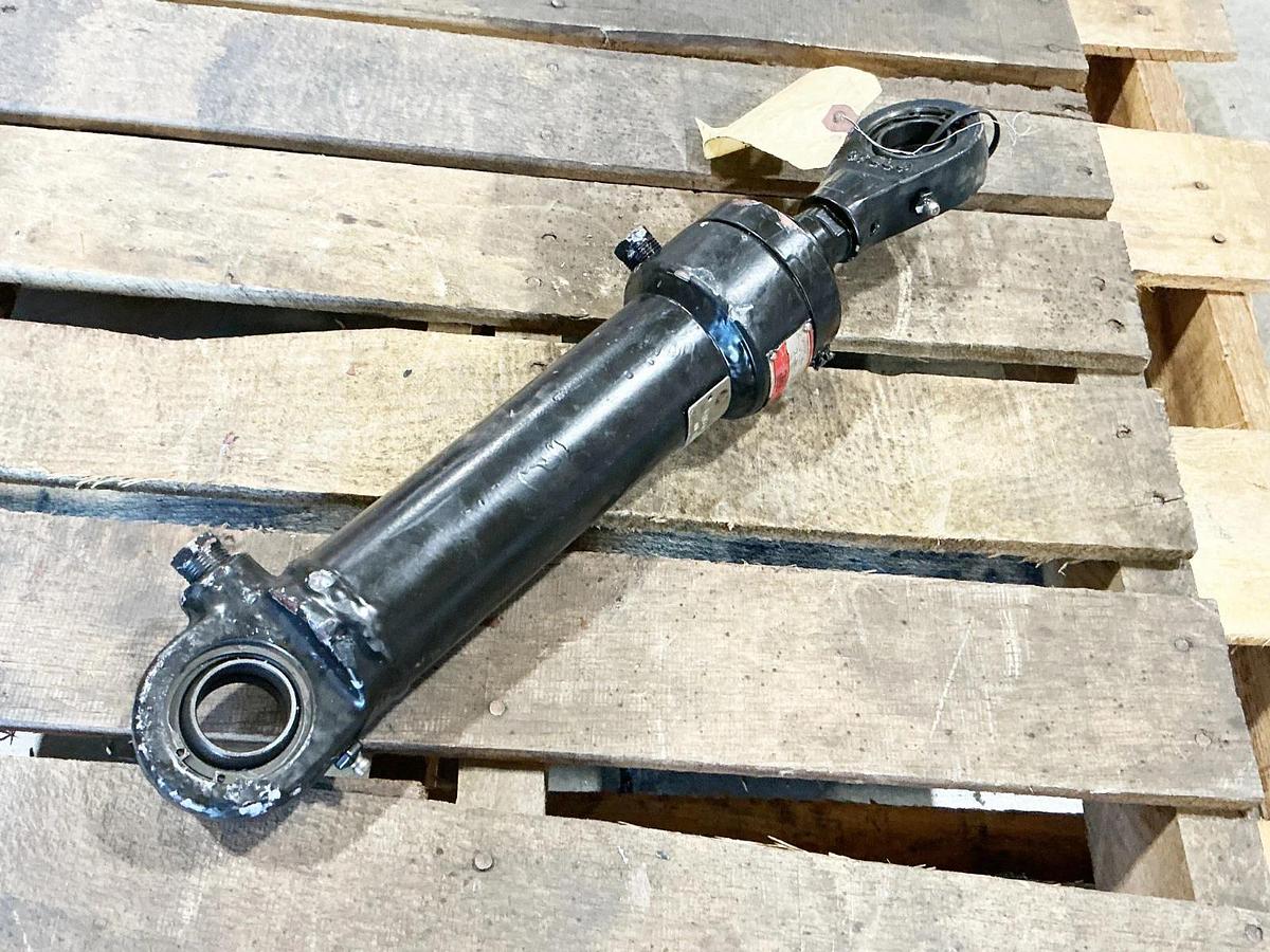JKV Hydrauliikka 2300-R4/50/135/30+20/7+MVP-30/A-A-1-C Hyd.  Cylinder D043301