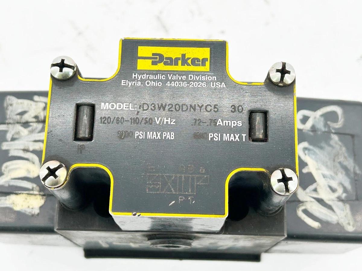 New Parker D3W20DNYC5-30 Directional Control Solenoid Valve 5000PSI .75A 120V