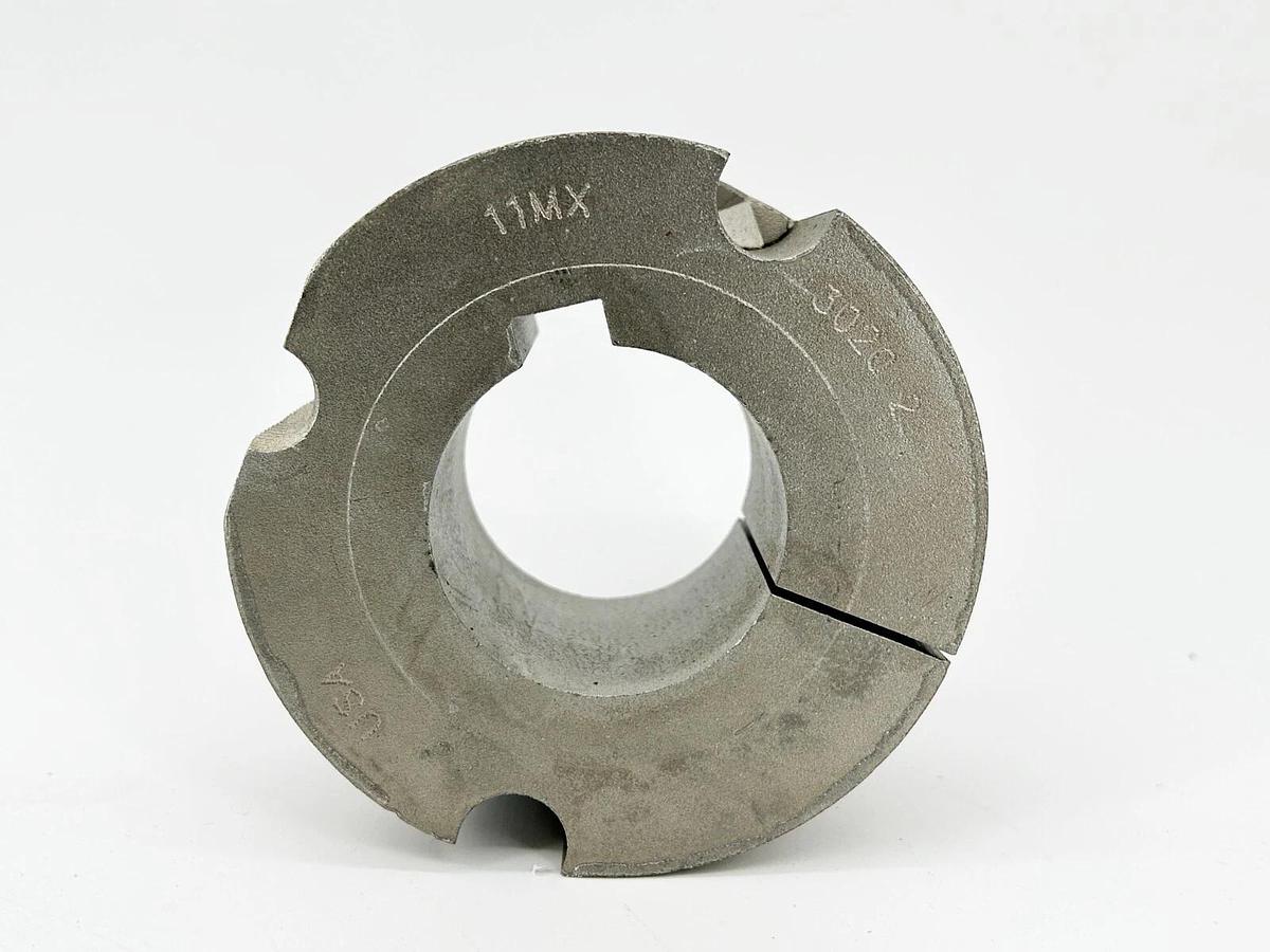 New Martin 3020-2 Taper Bushing 4-1/2 OD 2" Through Bore 1/2X1/4 Keyway Steel