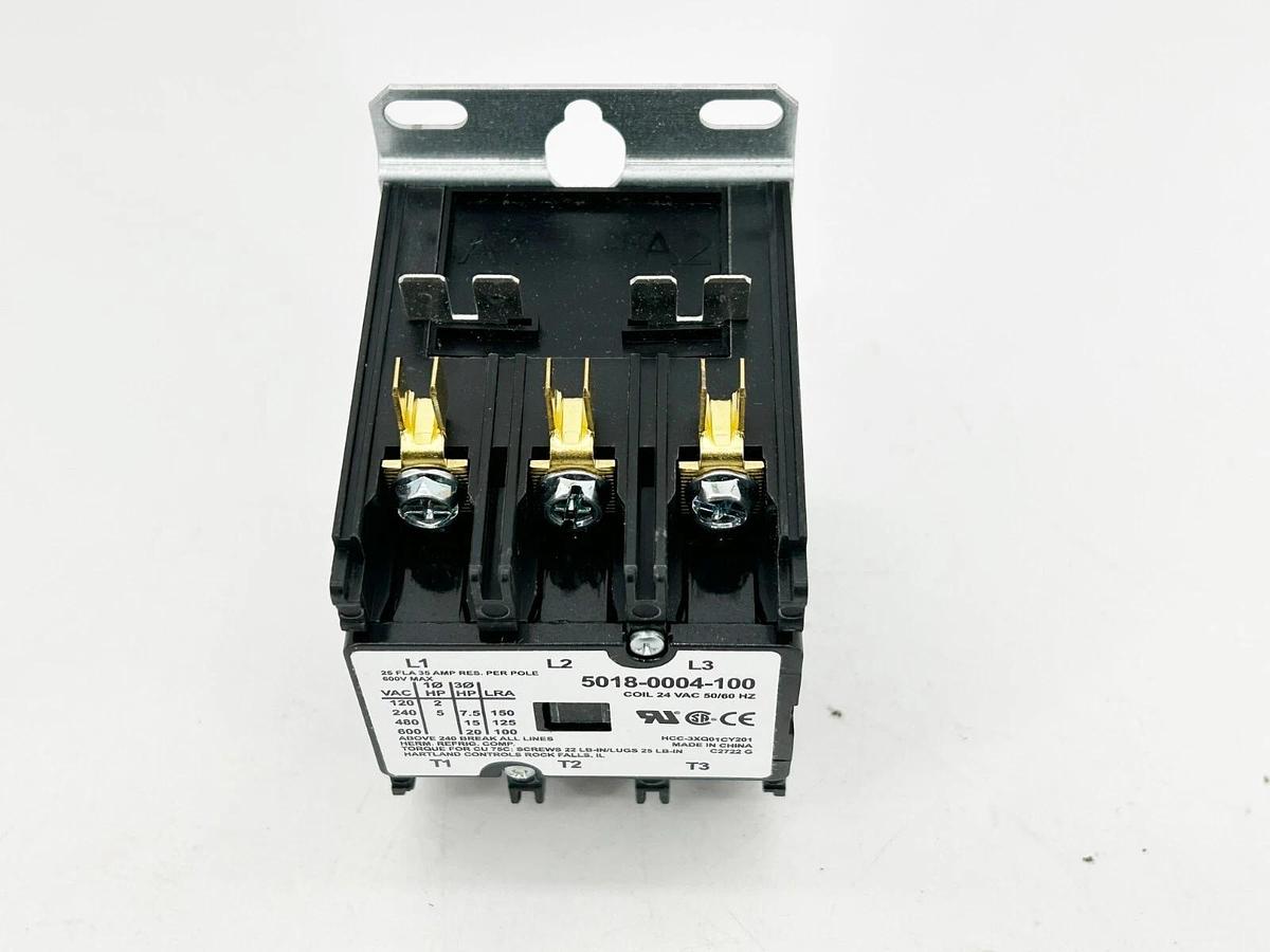 New Dayton 1VEH2 Relay 3 Pole 30 Amp 5018-0004-100