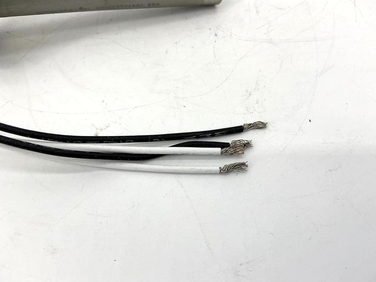 New Fenwal 12-E27121-000-05 Detect-a-Fire Temperature Sensor 225F 5A 125VAC