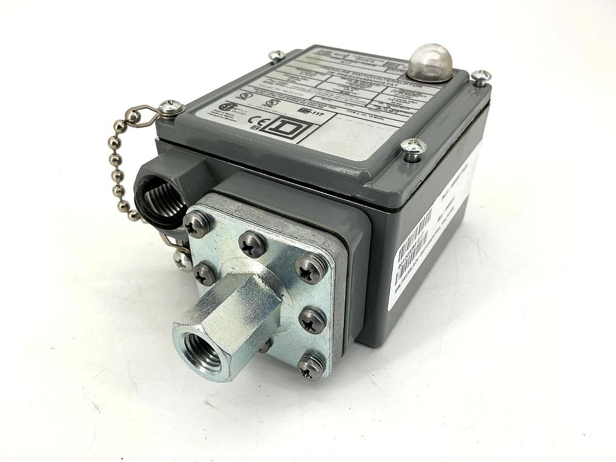 New Square D 9012GAW-5 Ser C Pressure Switch 3-150PSIG 480VAC 9012GAW5 - No Box
