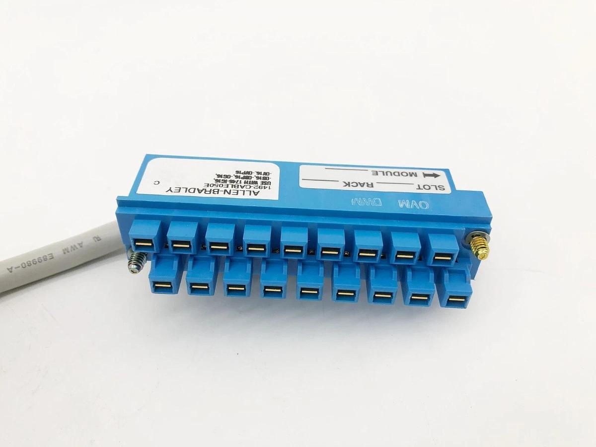 New Allen-Bradley 1492-CABLE050E Ser. C Pre-Wired Cable 5m - No Box