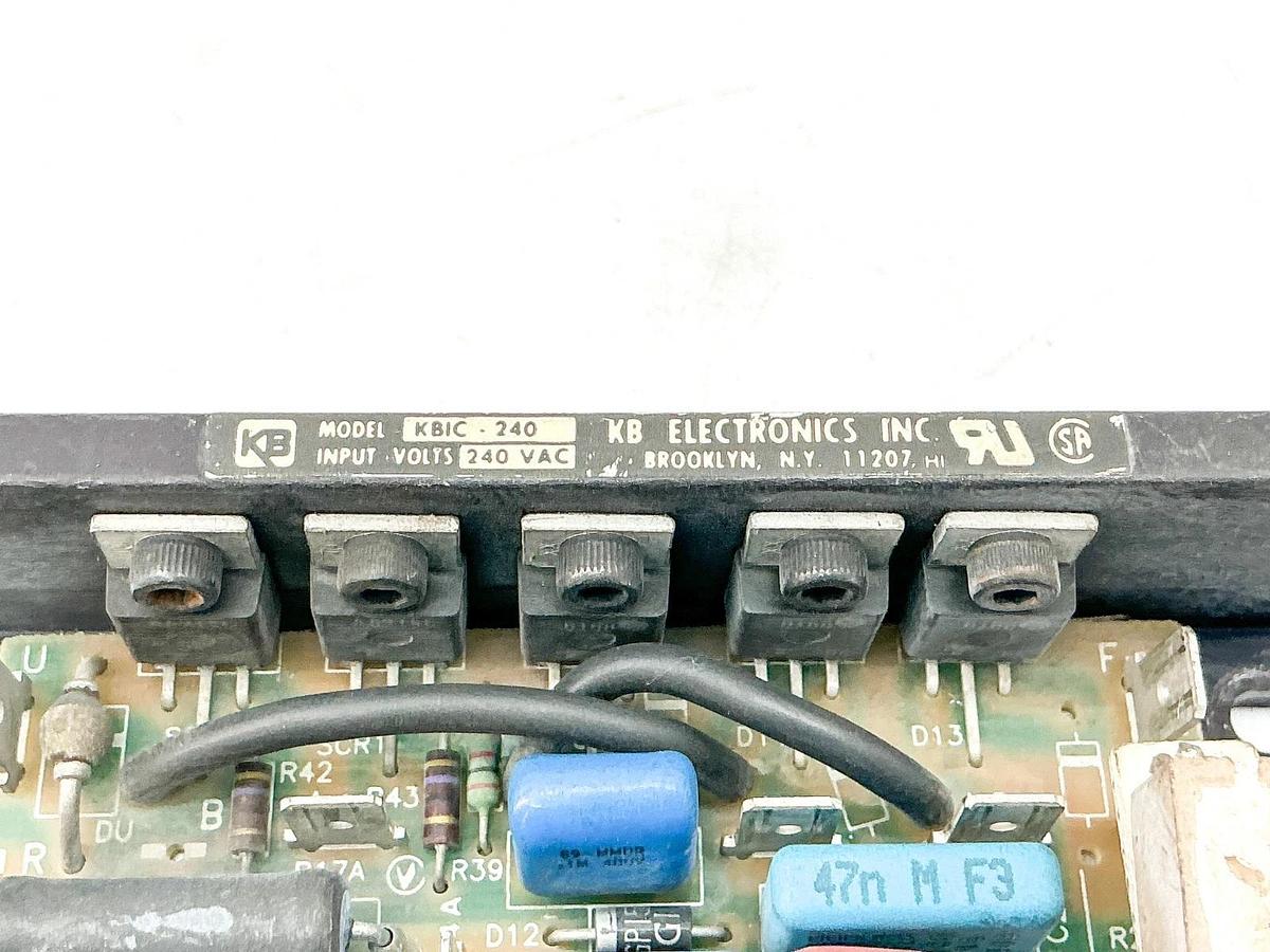 Used KB KBIC-240 DC Drive Board 9A 230V 2HP Output 0-180VDC 9428G