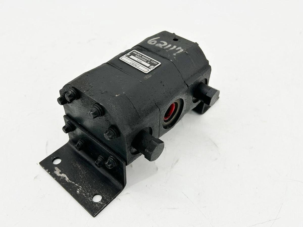 New Haldex Barnes Co.1300634 Hydraulic Valve - No Box