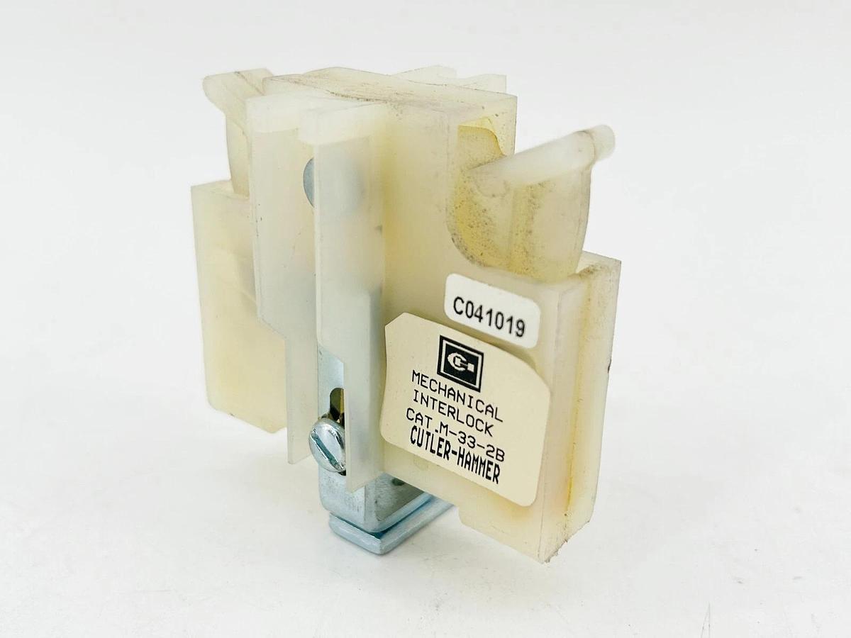New Cutler-Hammer M-33-2B Interlock Switch Size 2