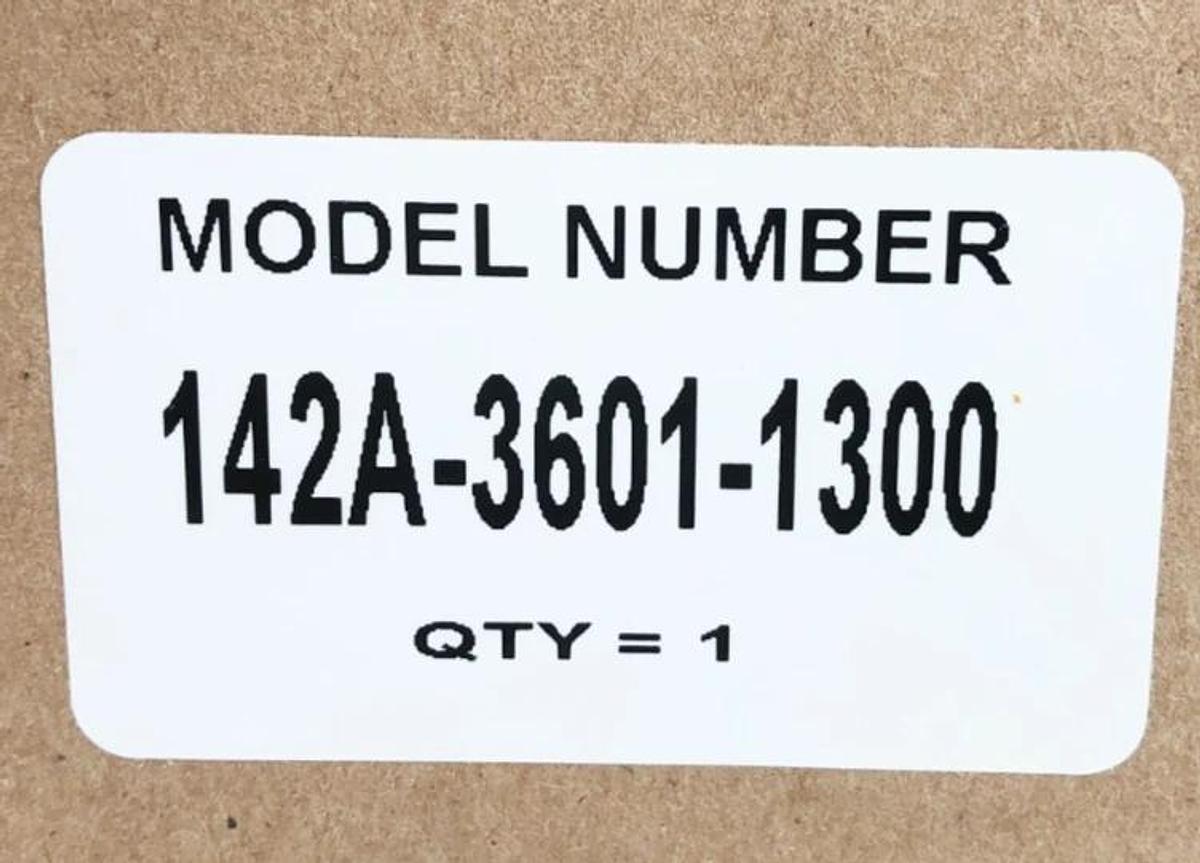 New Watlow 142A-3601-1300 Safety Over-Temp Controller 225F Type J T/C 120V