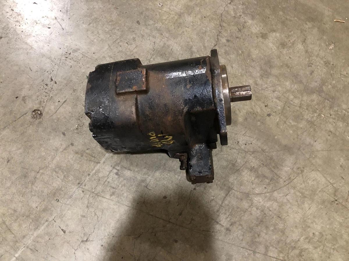 Used Oilgear PVWJ-076-A1UV-LSAY-P-1NNSN Hydraulic Pump 1-1/4" Shaft