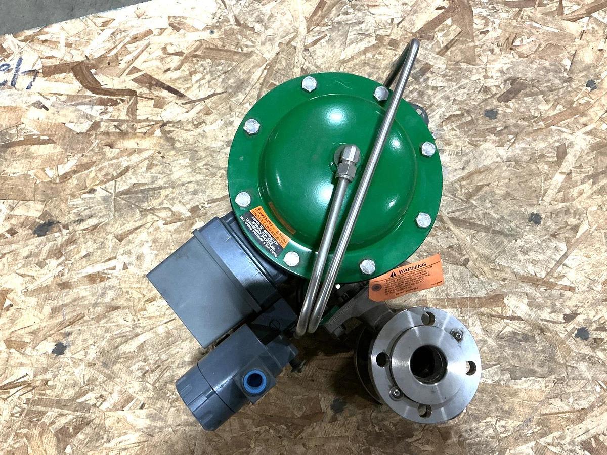 New Fisher 2052 Size 1 Rotary Actuator w/ V150 Size 2 Valve PDTO 29PSIG 90° Rot.
