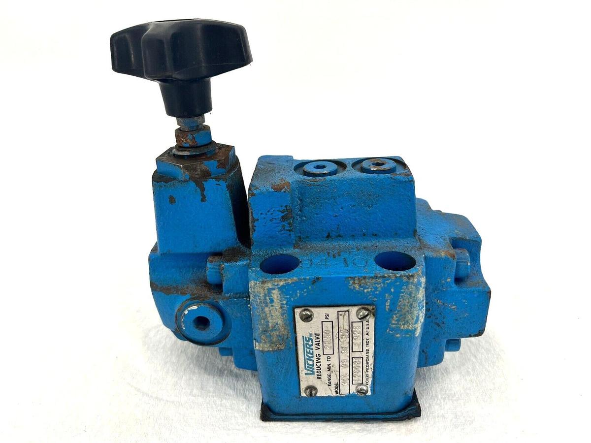 New Vickers XCG-03-3F-30 Hydraulic Reducing Valve 626081