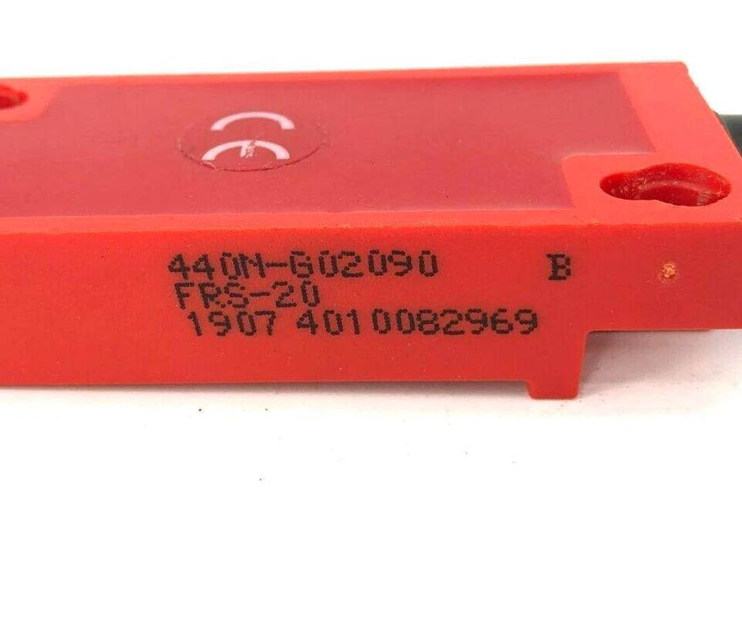 Used Allen Bradley 440N-G02090  Ser. B Ferrogard Safety Switch 24VDC