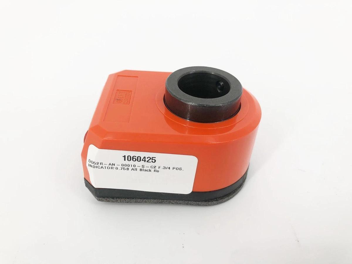 New Elesa CE992153-5N Digital Position Indicator DD52R-AN-00010-S-C2 F3/4 No Box