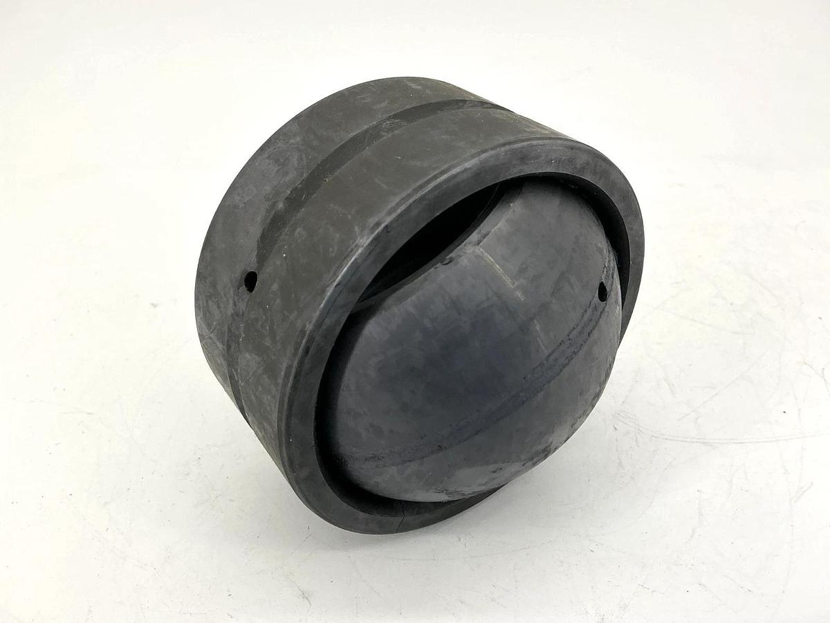 New Blount 8815977 Spherical Bearing Bore: 2.25"inch 100100/8815977 - No Box