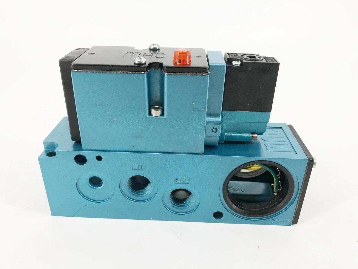 New MAC Valves 82A-AC-BKA-TM-DDA5-1DA Solenoid Valve 24VDC 150psi 5.4W