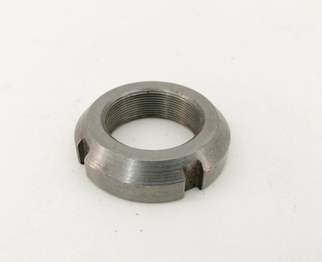 Lot of 4 New N05 Bearing Locknuts