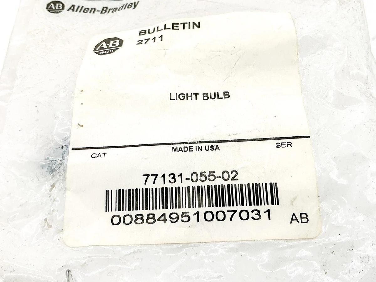 New Allen Bradley 77131-055-02 Light Bulb