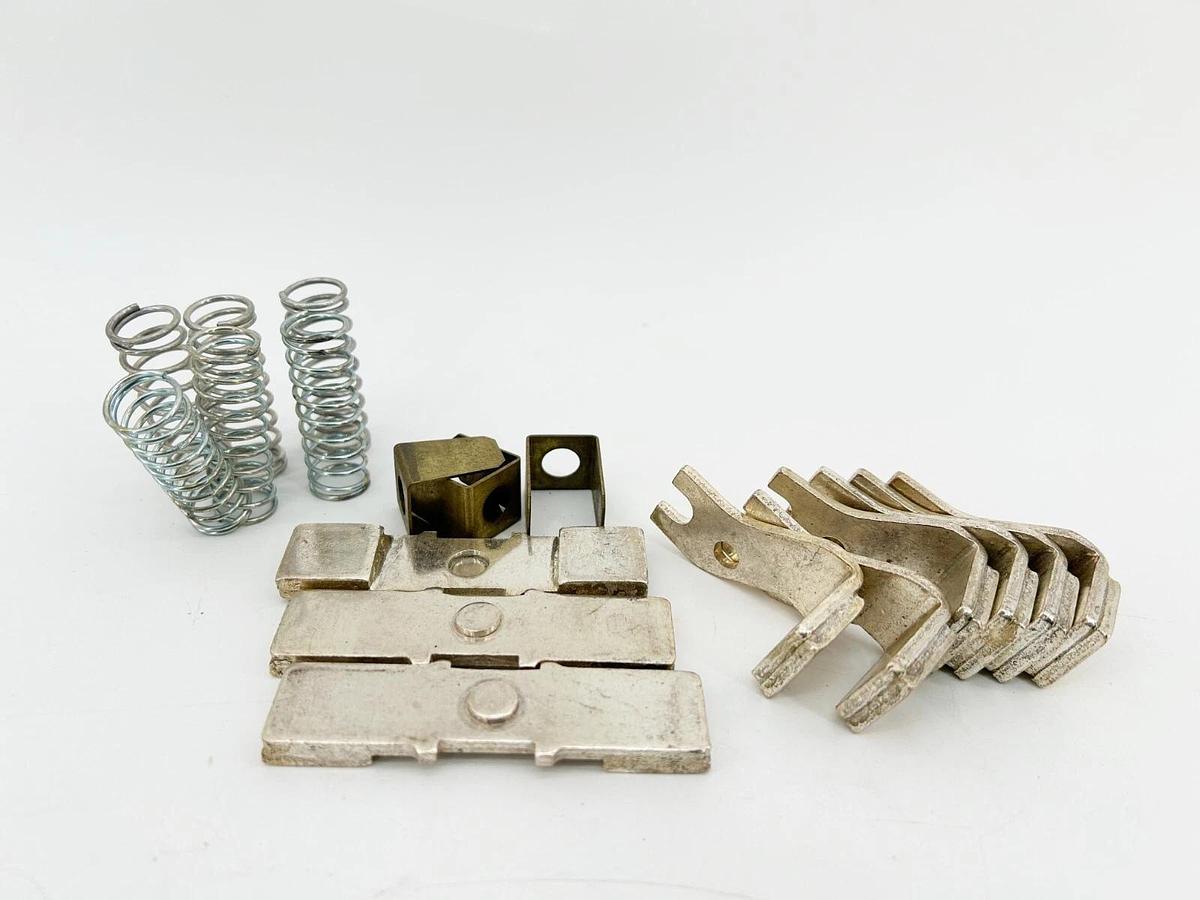 New Repco 9643CG Contact Kit GE CR7006 Replaces 6960067G1 Size 5 3-Pole