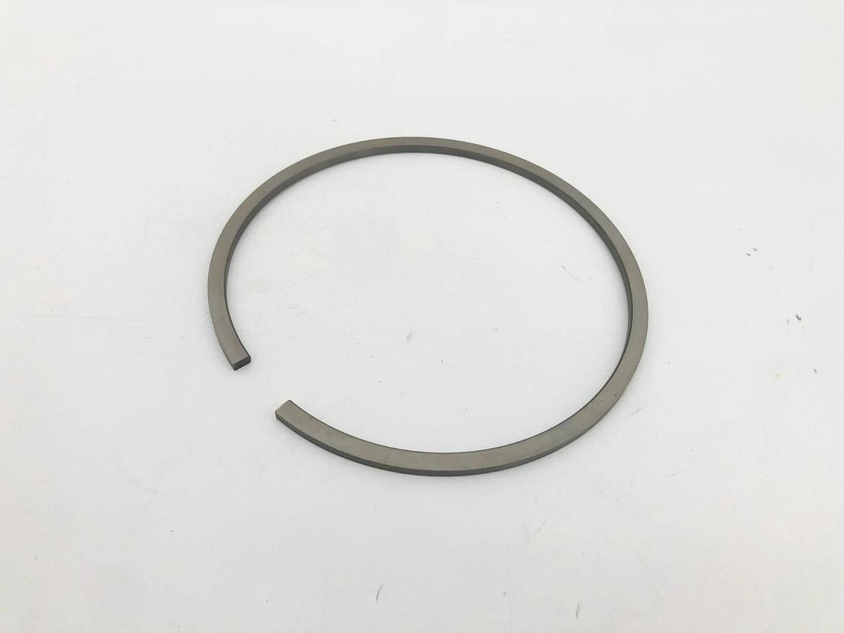 New Buhler UXS-23000-038 Piston Ring 140/128.6X3.5 HC1KI