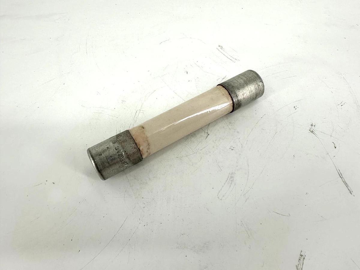 New English Electric 317B487H04 Non-Deteriorating High Rupturing Cap. Fuse 3A