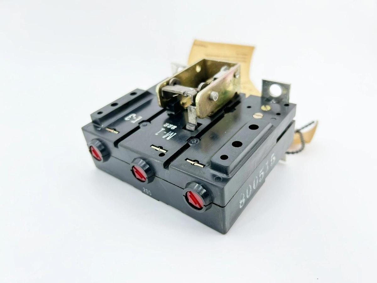 New Eaton Cutler-Hammer HKB3200T Trip Unit, 200 A