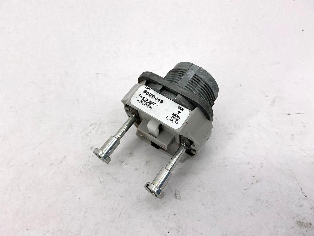 Used Allen Bradley 800T-J19 Series T Selector Switch Unit 3-Position 30mm