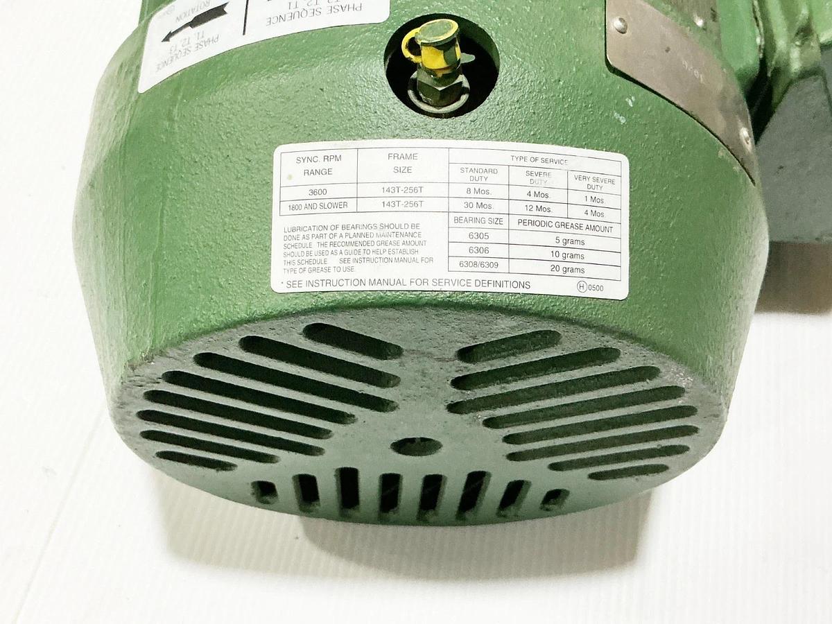 New Toshiba B0016FLF30MHJ Electric Motor 575V 1HP 1150RPM 1.4A FBK1 Form