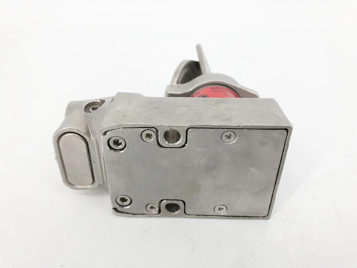 New Fortress Interlock TNK2503-AA Key Switch NP-HRT-0312 1033042