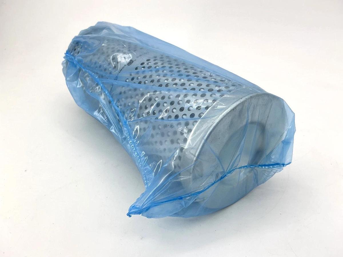 New Donaldson P164166 Hydraulic Filter Cartridge 9-Micron Bust Pressure: 200PSI