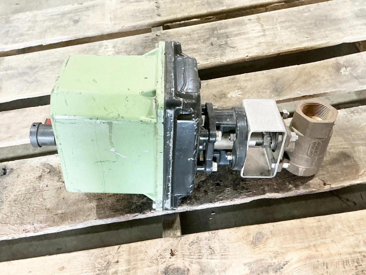 New Dresser RCS Electripower MAR10-30 Valve Actuator 120V 50/60Hz .50A 1-1/4"