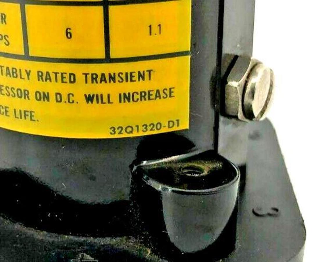 New P&H 32Q1320-D1 Relay Switch Push Button