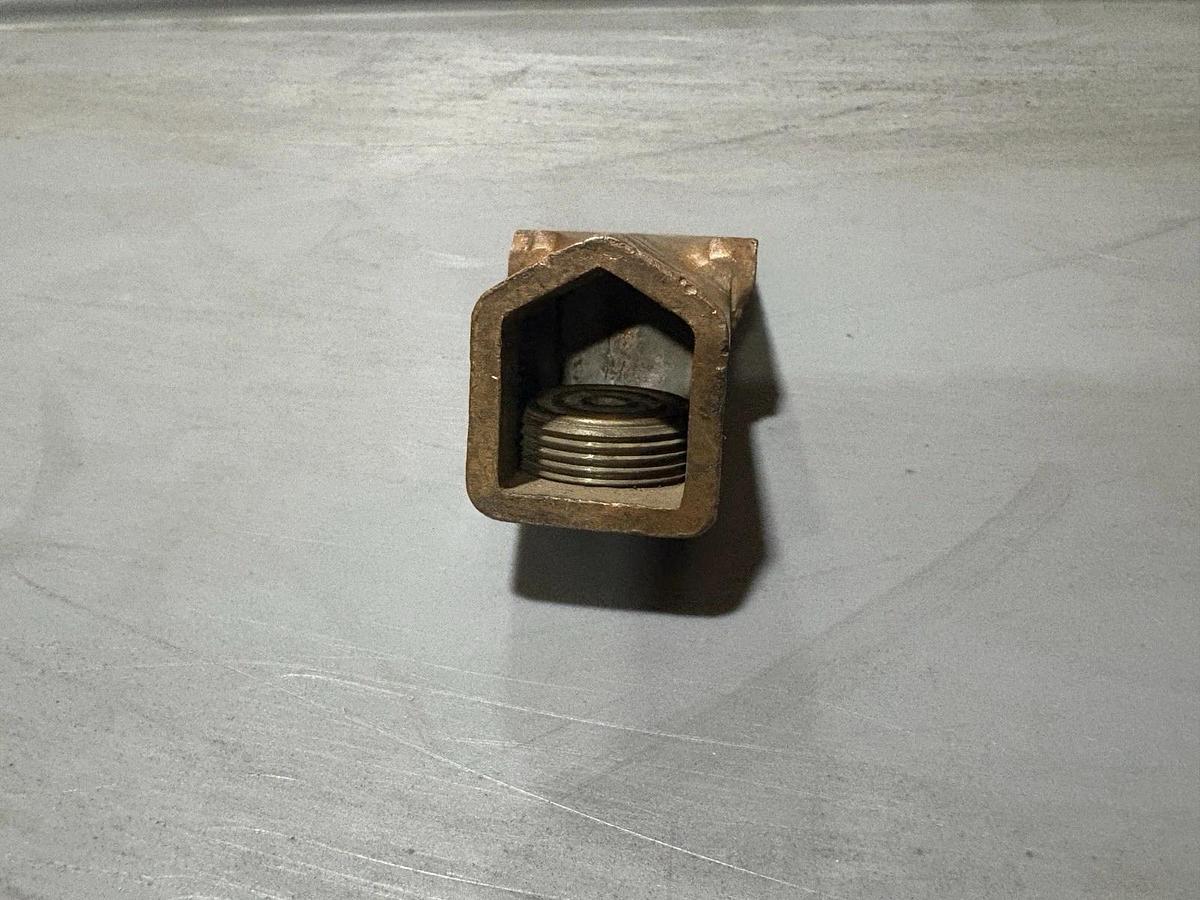 Used Ilsco LO-600 Copper Mechanical Lug, 600MCM-1