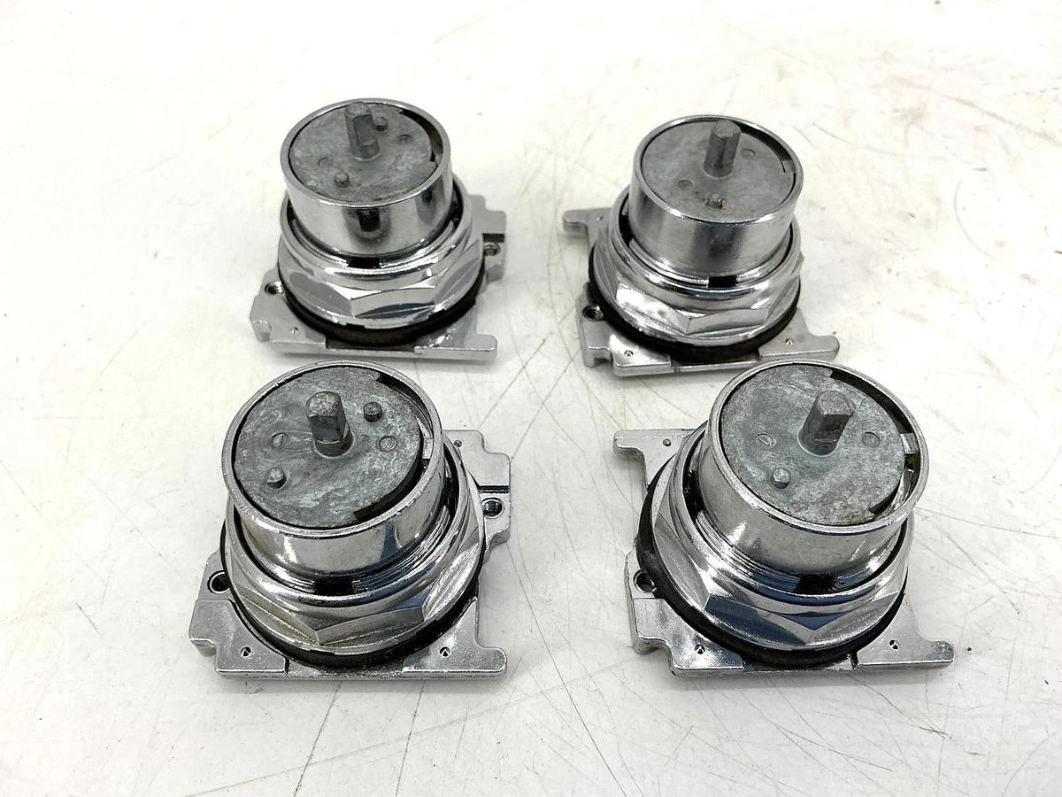 Random Assorted Lot of 4 New Eaton Cutler-Hammer Selector Switch