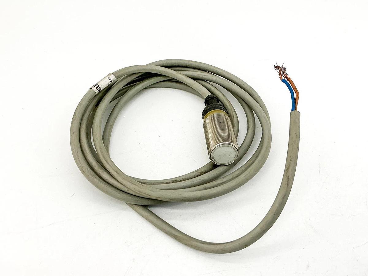 New Carlo Gavazzi IA18ESF05UC Inductive Proximity Sensor