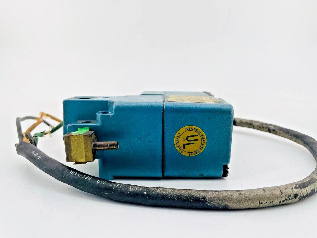 Used Mac Valves 225B-111AA Solenoid Valve 110/120V