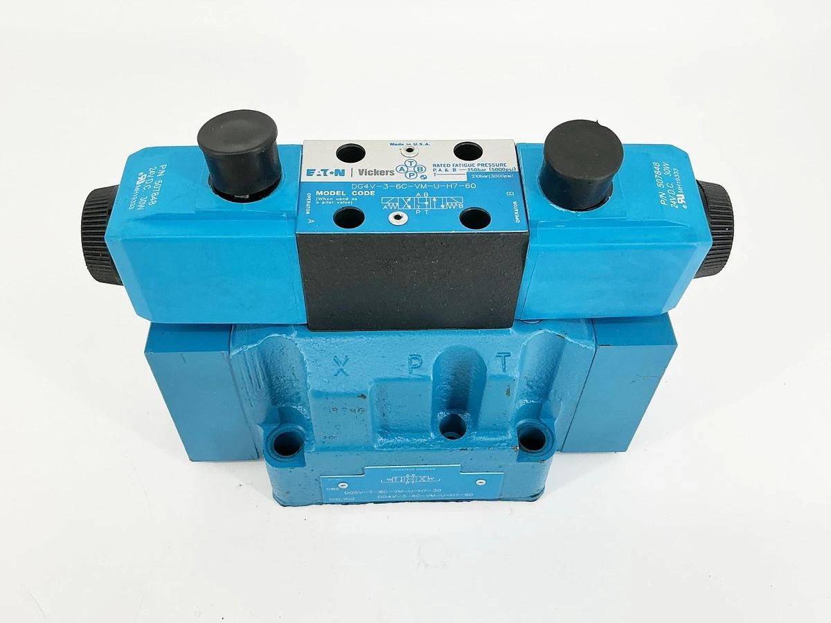 New Eaton DG5V-7-8C-VM-U-H7-30 Solenoid Valve 5000PSI 350Bar 24VDC - No Box