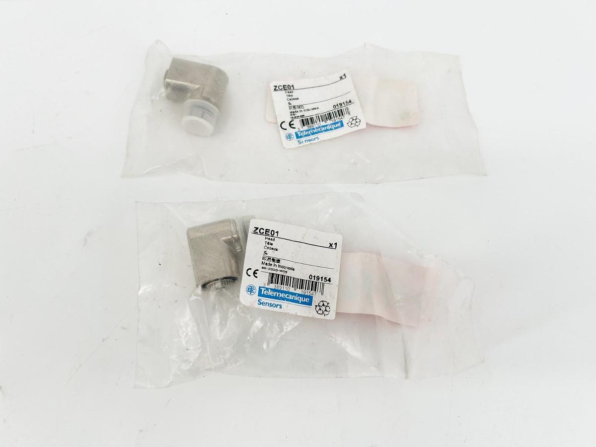 Lot of 2 New Telemecanique ZCE01 Limit Switch Heads 019154