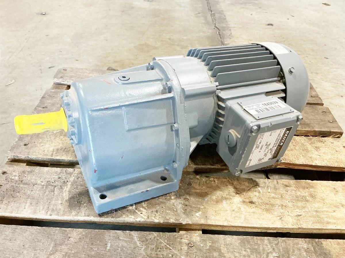 New Bauer G02-10/DK84-200-AS/M Gear Motor 575V 0.75KV 1420RPM 1.53A 60Hz