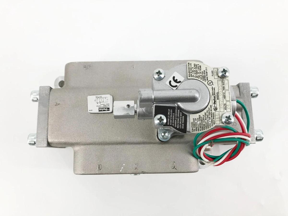 New Parker L7058360249 Solenoid Air Control Valve 24VDC 1" 2-Pos. K025303549
