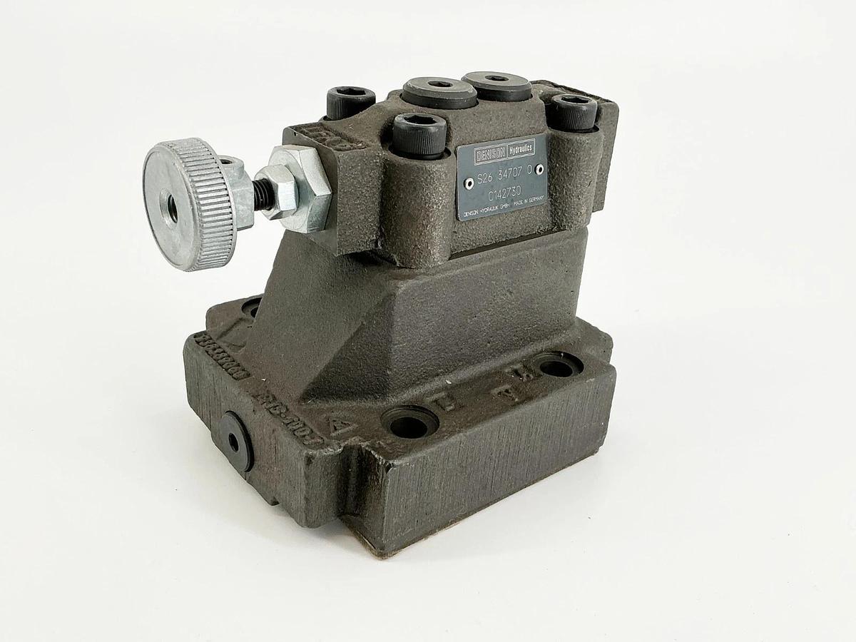 Denison R4R06-593-11-B1 016-95331-0 Pressure Reducing Valve - No Box