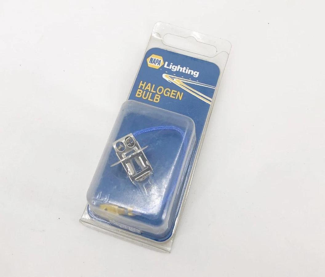 Lot of 2 New NAPA SS6994-N Halogen Bulbs 6994