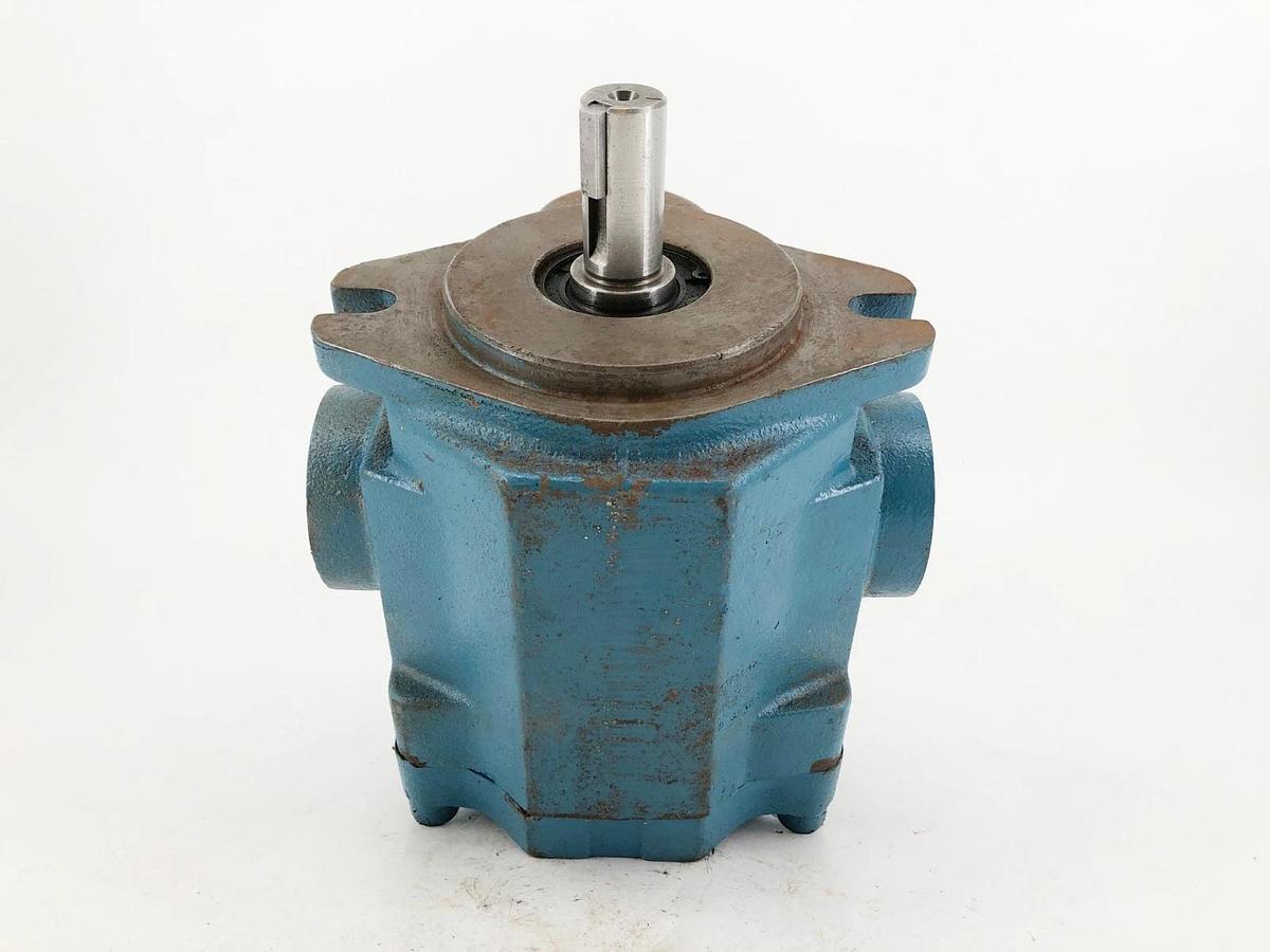 New HPV-15B35-RF-O-1R-B Piston Pump - No Box