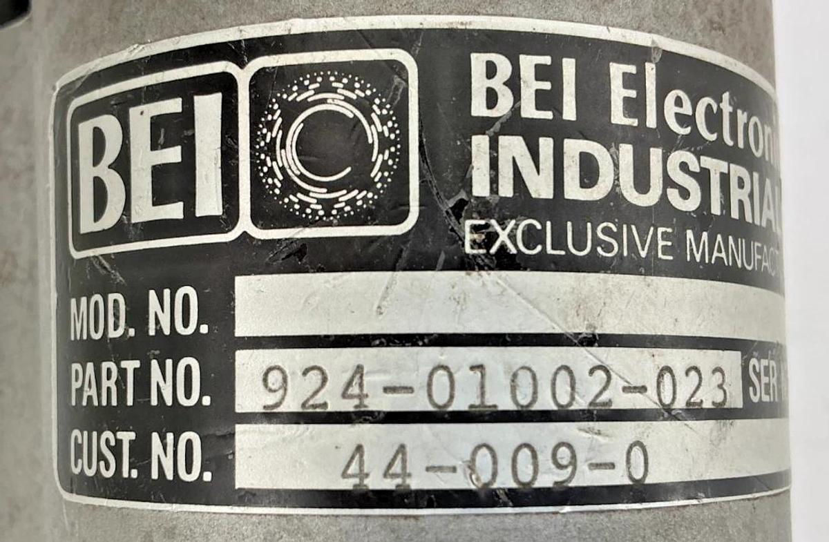 Used BEI Electronics 924-01002-023 Encoder 7-Pin