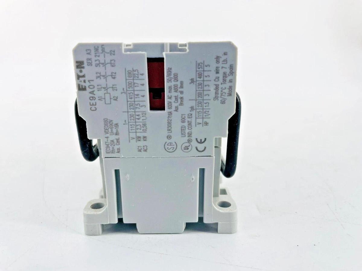 New Eaton Cutler Hammer CE9G01B Reversing Contactor 220V 60Hz/240V 60Hz Ser A3