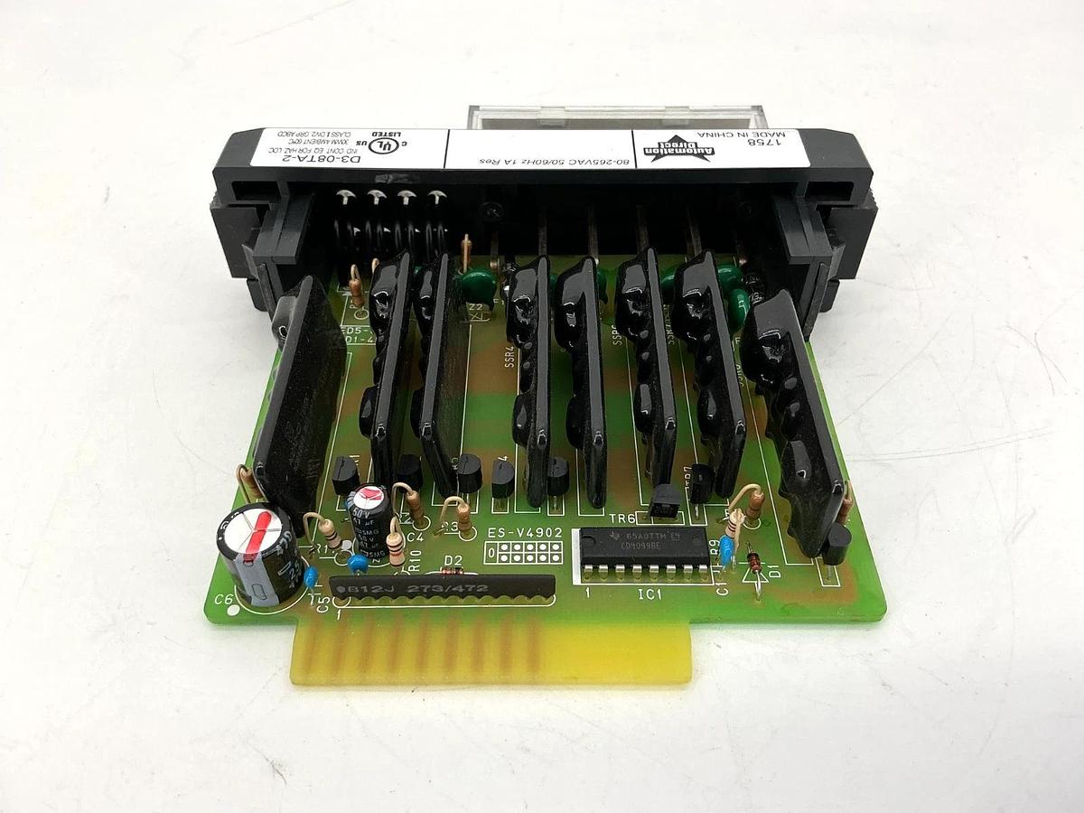 New Automation Direct D3-08TA-2 Output Module 110-220VAC 1A 80-265VAC D308TA2