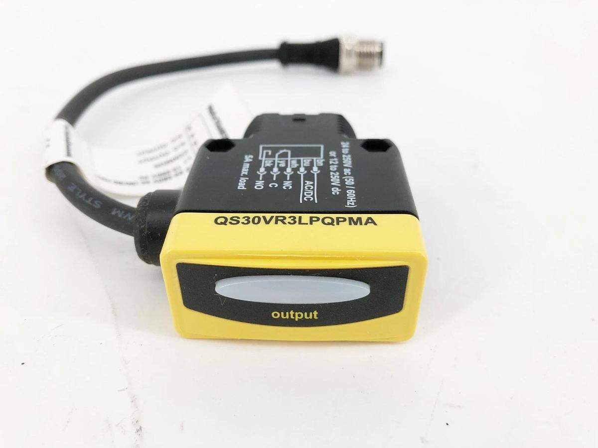 New Banner Engineering QS30VR3LPQPMA Photoelectric Sensor 73072