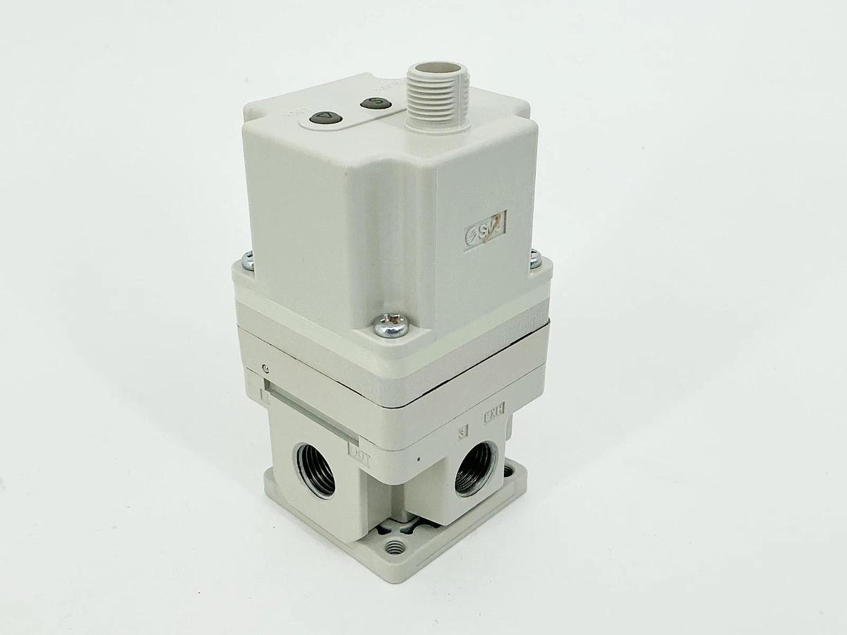 New SMC ITV2030-04N2CL5 Electro-Pneumatic Regulator 24V