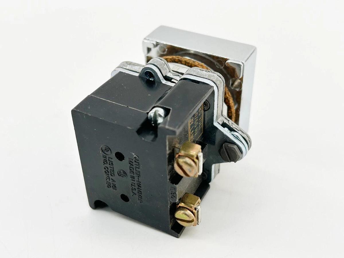 New Cutler Hammer E30BD Pilot Light Unit 1F Lens 480V XFR
