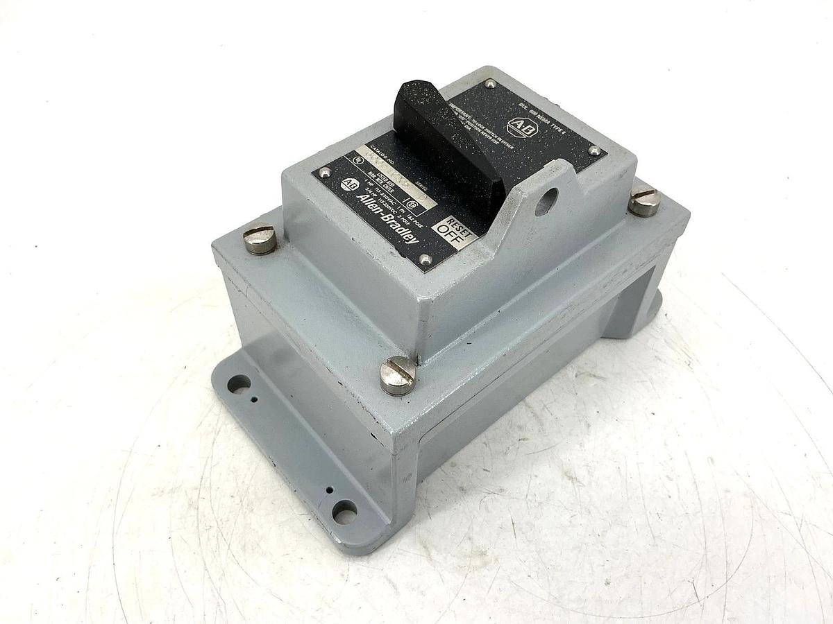 Used Allen Bradley 600-TCX5 Ser D Manual Starting Switch 2-Pole 1PH 115-230V 600TCX5