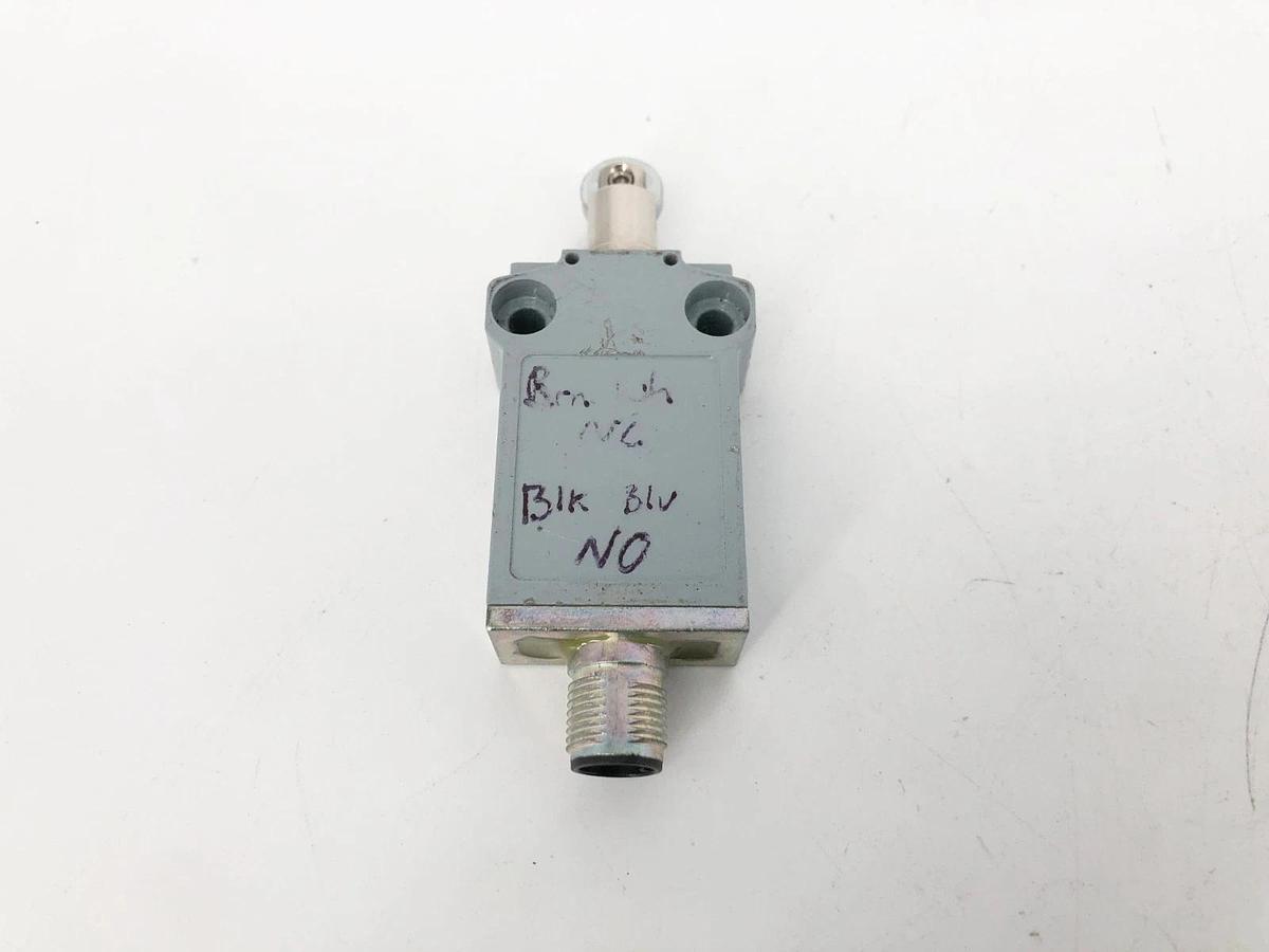 Used Automation Direct AEM2G1201Z11M Limit Switch 24V 2.8A